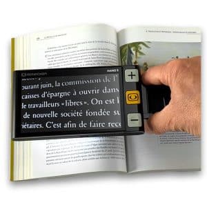 La MANO 5 est une loupe électronique de lecture